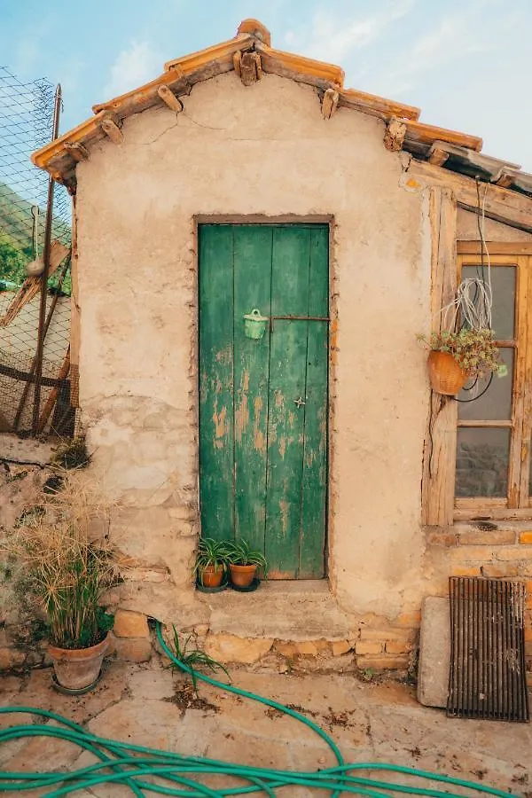 B&B Al Giardino Dei Laghi Ревине-Лаго Отель типа 